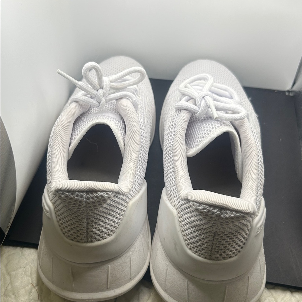Men’s adidas White Questar flow NXT Knit Athletic Sneakers size 12 - Picture 4 of 5